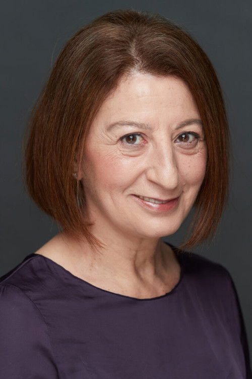 Aurora Sánchez as Delia Carril