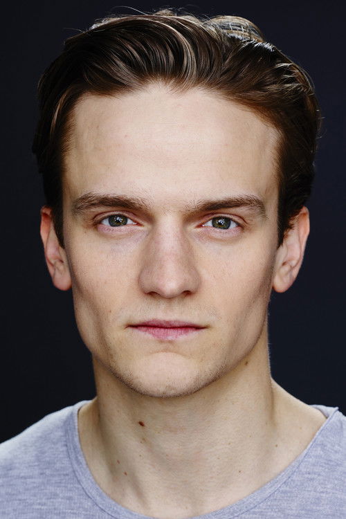 Arnmundur Ernst Björnsson as Magnus