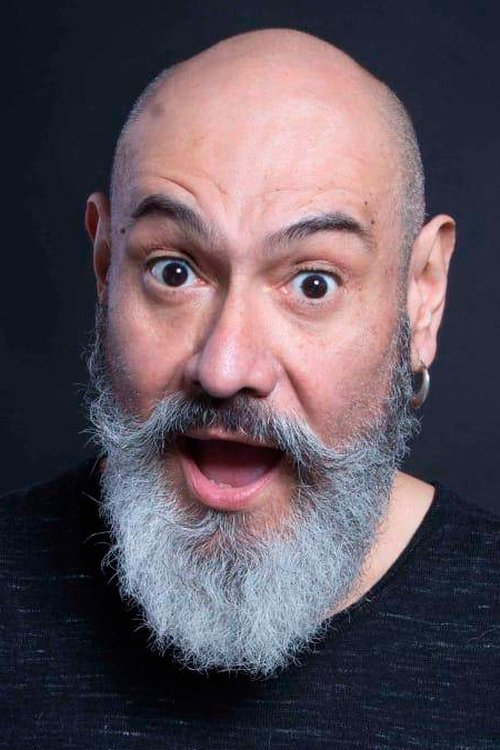 León Murillo as Pitón