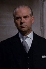 Laurence Hardy as Pratt