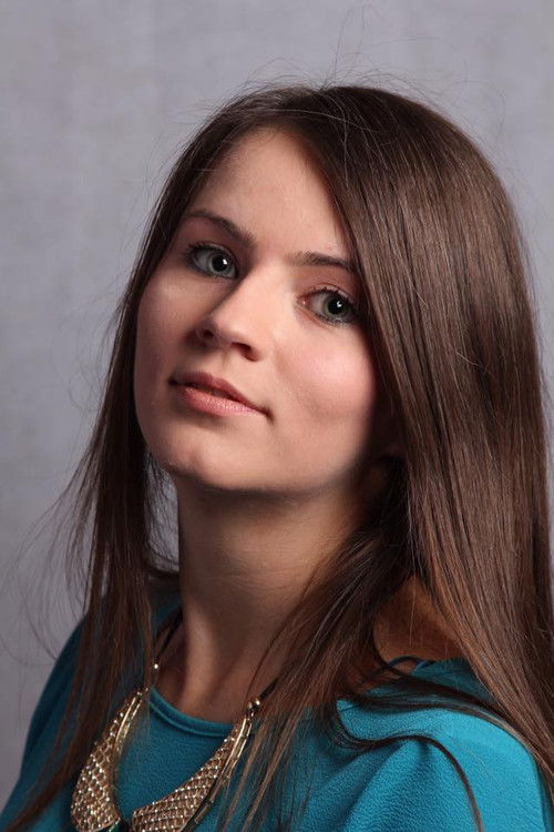 Jamie-Lee Beacher as Mrs. Splendid