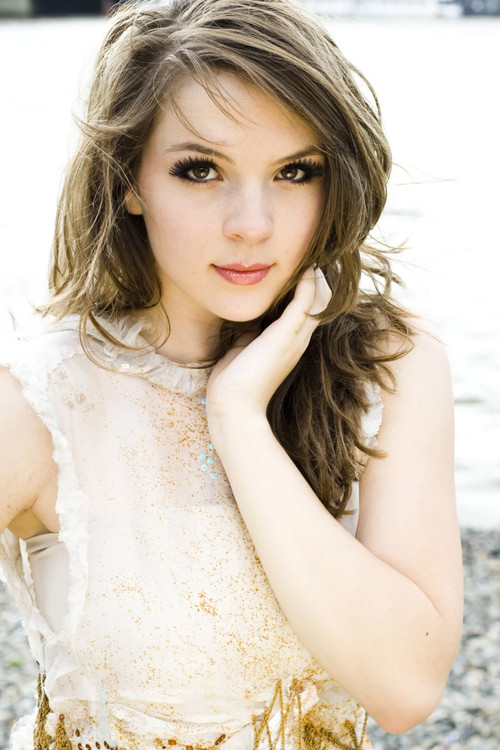 Aisling Knight as Charlotte