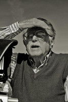 Julius Shulman as Self