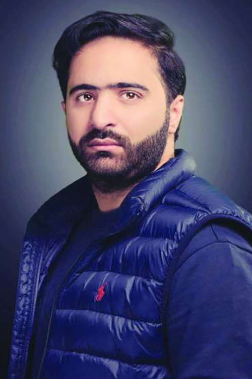 Abdulaziz Behbahani as 