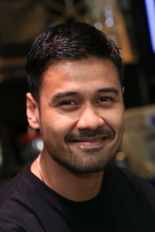 Chicco Jerikho as Ali Khan