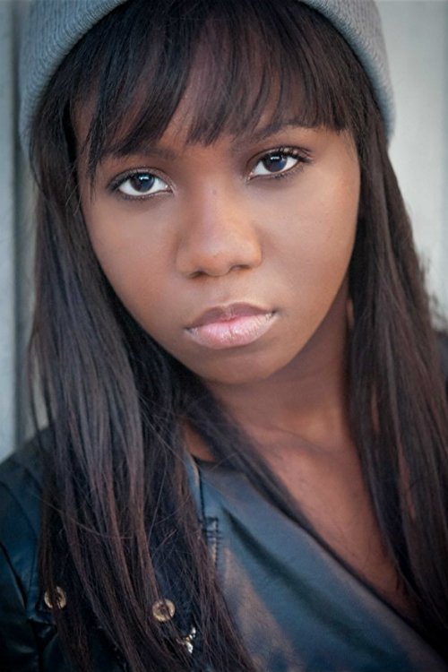 Chaize Macklin as Kim - Immigrant