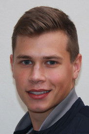 Robin Reichelt as Nerd Jerome