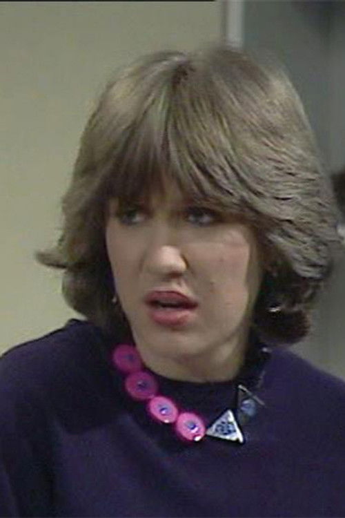 Georgina Melville as Carrie