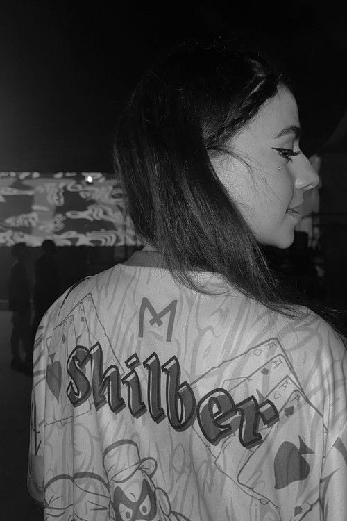 Analu Shilber as Maria