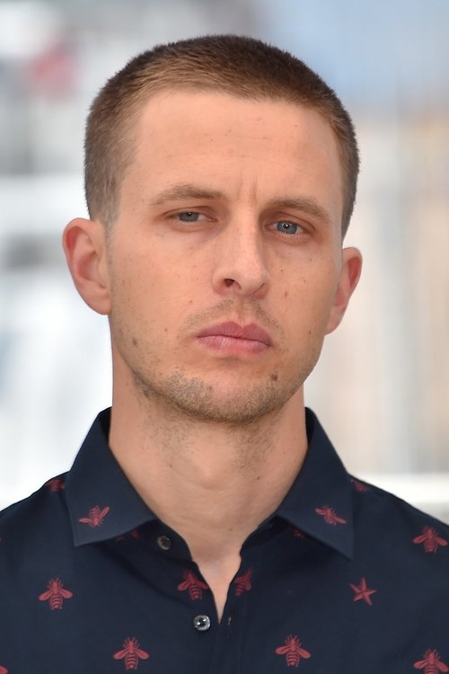 Anders Danielsen Lie as Alexis Servan