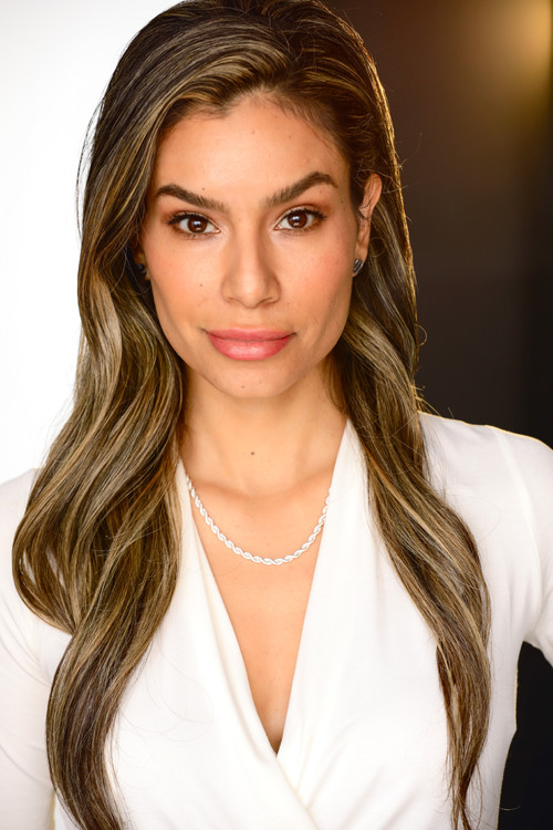 Sabina Chavez as Syn