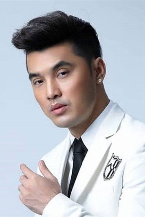 Ưng Hoàng Phúc as Self - Contestant