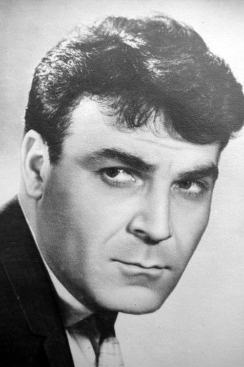 Giuli Chokhonelidze as Major