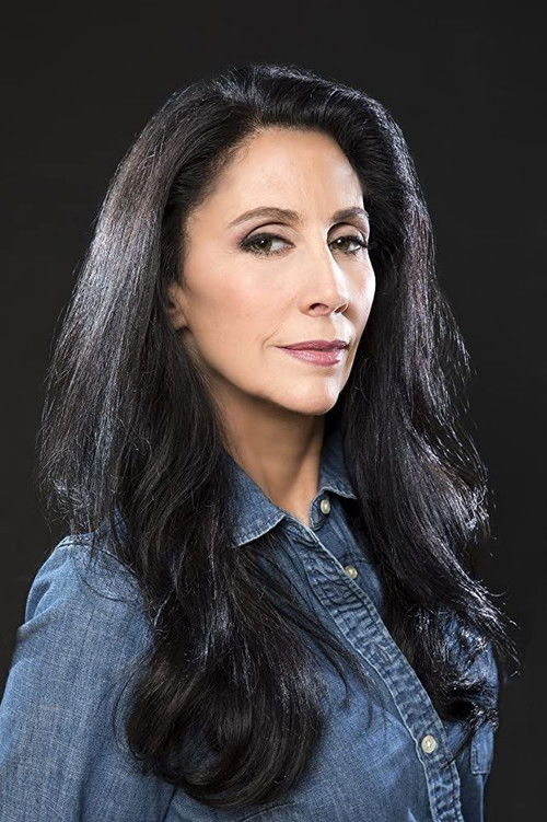 Skylar Larkyn as Helen