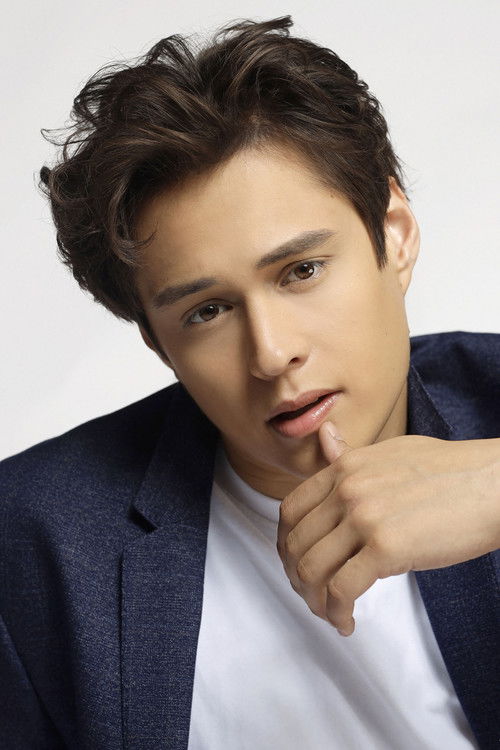 Enrique Gil as Dex Bonifacio
