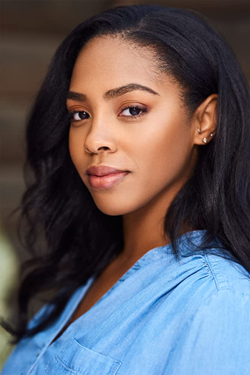 Lauren McCarroll as Monica