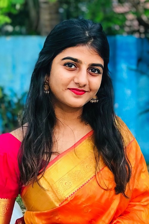 Gabriella Charlton as Sumi