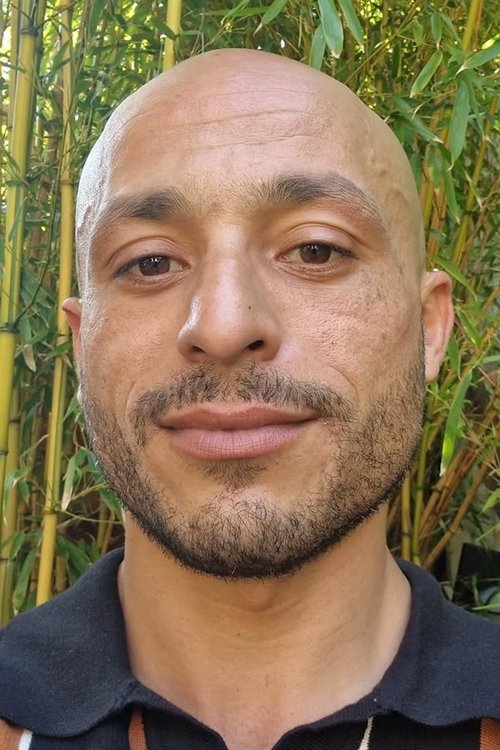 Fouad Mourigh as Shabby Person