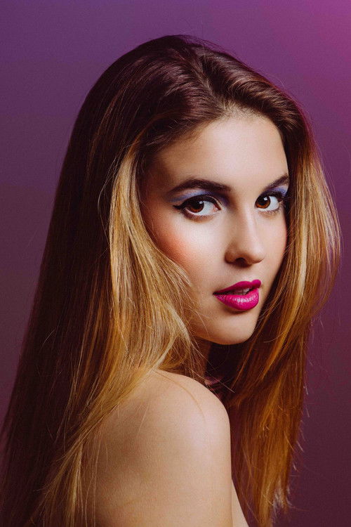 Belén Soto as Florencia Meza