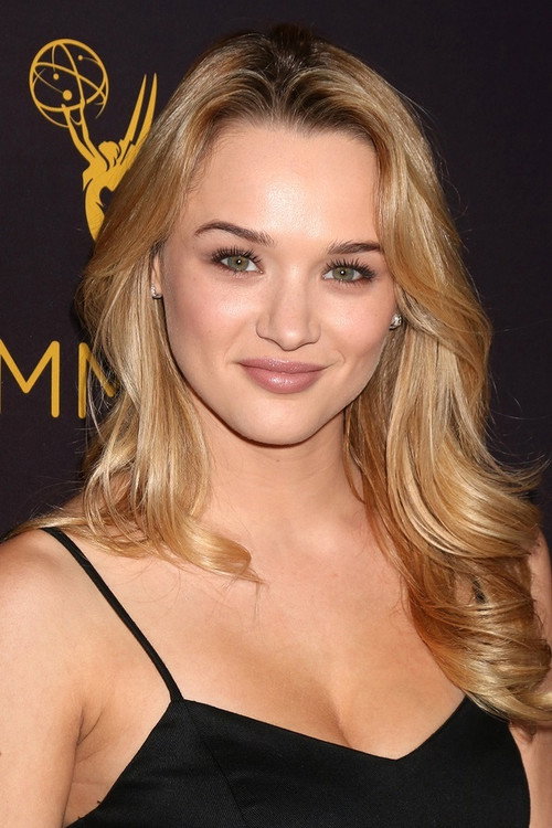 Hunter King as Clementine