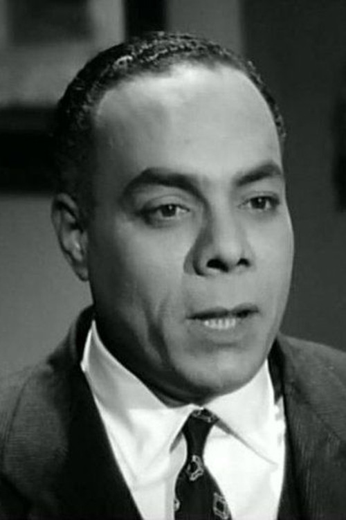 Abdel Ghani Qamar as محرك الأراجوز من أتباع الوحش