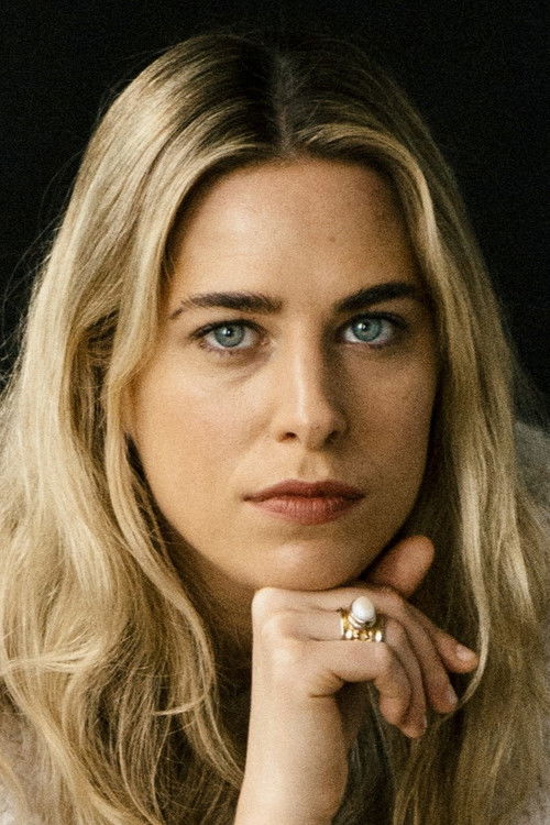 Elizabeth Taufield as Camilla