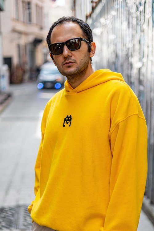 Tunca Arslan as Oray bey,Koray Bey