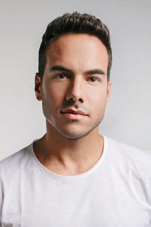 Marc Devigne as Roger