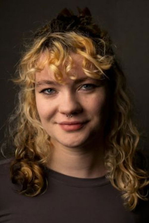 Michaela Fogarty as Holly