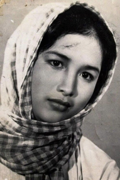 Trà Giang as Bà Tám