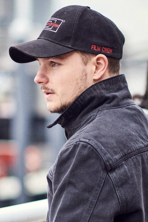 Toby Kearton as British Soldier