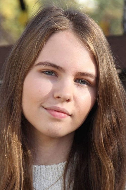 Martine Rigard as Ellie