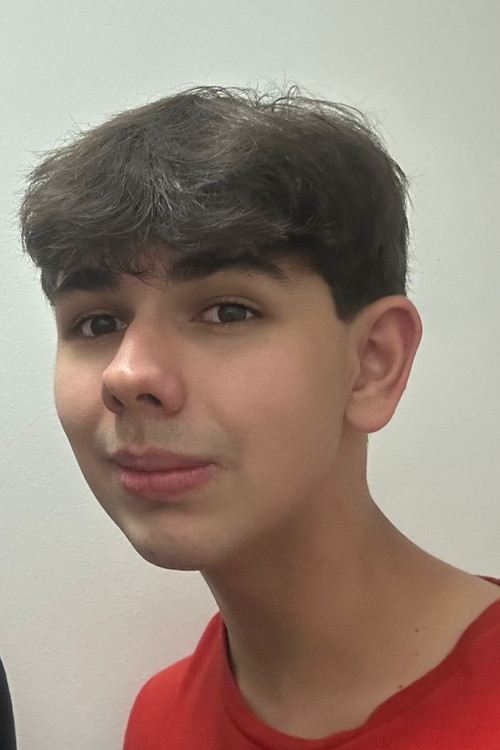 Rafael Bellon as Cidadão Português