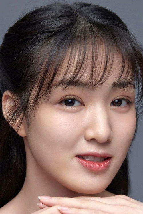 Barbie Zhang as Zhong Meimei