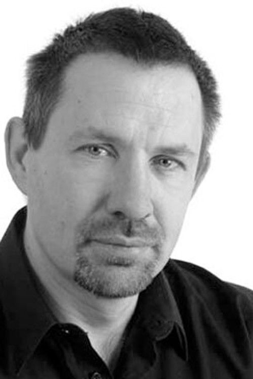 Daniel Krellenstein as Un brancardier