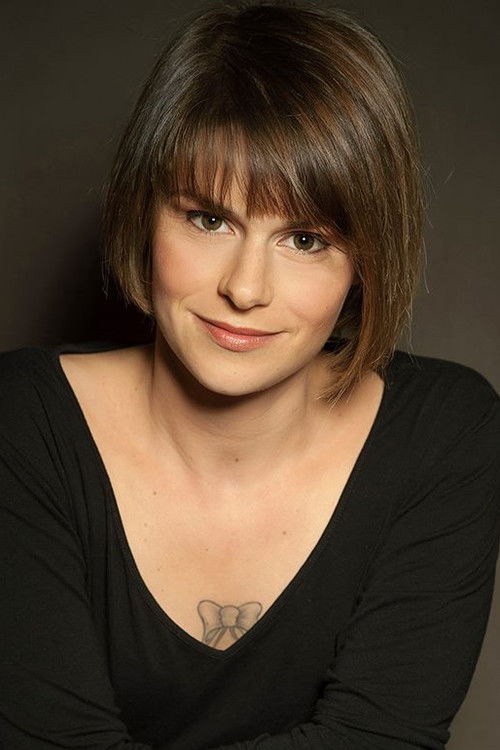 Rita Jardim as Sandra