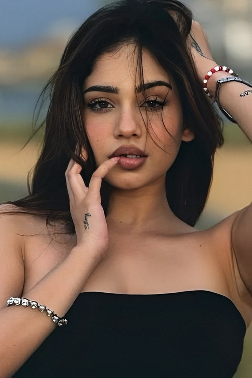 Shehani Kahandawala as Sophia