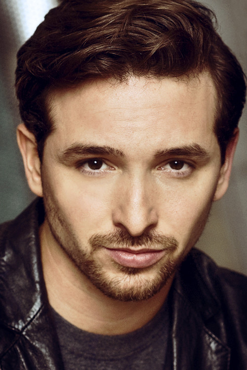 Evert Houston as Mike