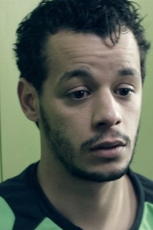 Yassine Fadel as Hicham