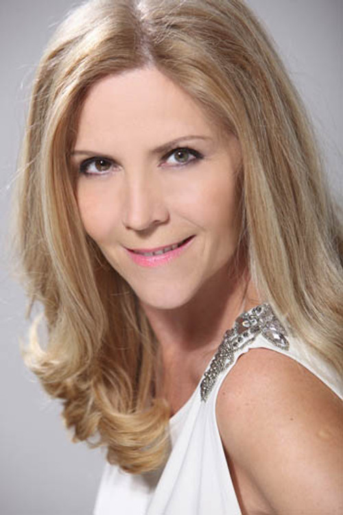 Michaela Krešlová as Radka