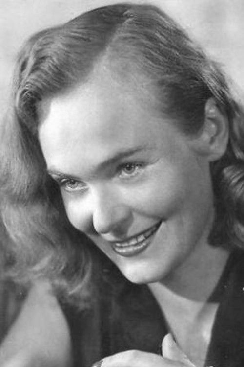 Erika Müller-Fürstenau as Mother