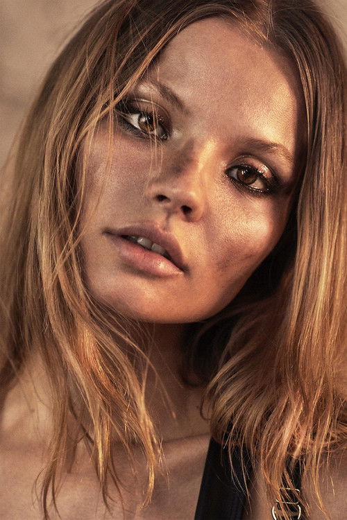 Magdalena Frackowiak as Self
