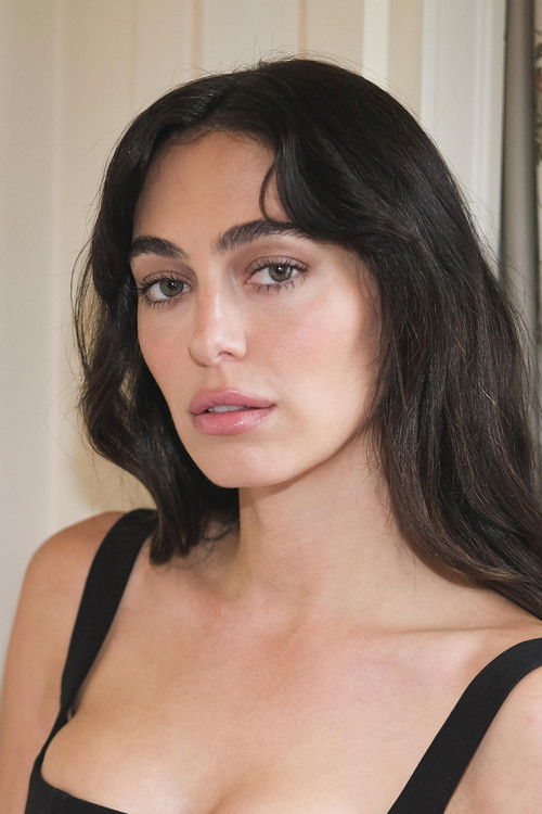 Megan Mackenzie as Amanda