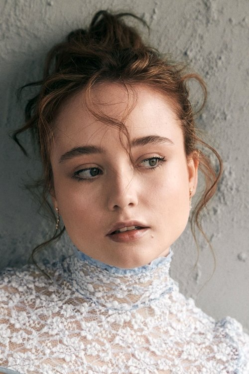 Ruby Stokes as Hannah