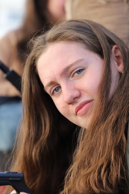 Elisa Mabboux as Sarah