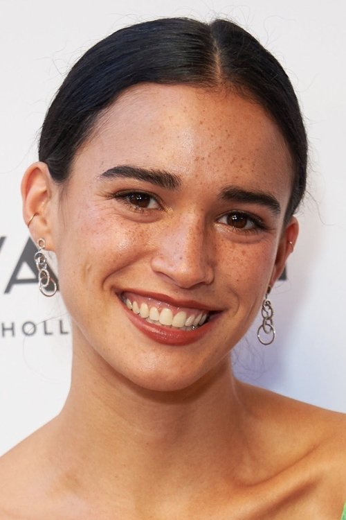 Emma Pasarow as Hannah