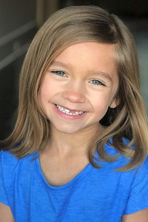 Skylar Olivia Flanagan as Ava