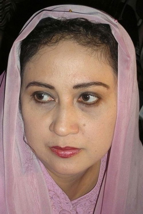 Yessy Gusman as Ipah