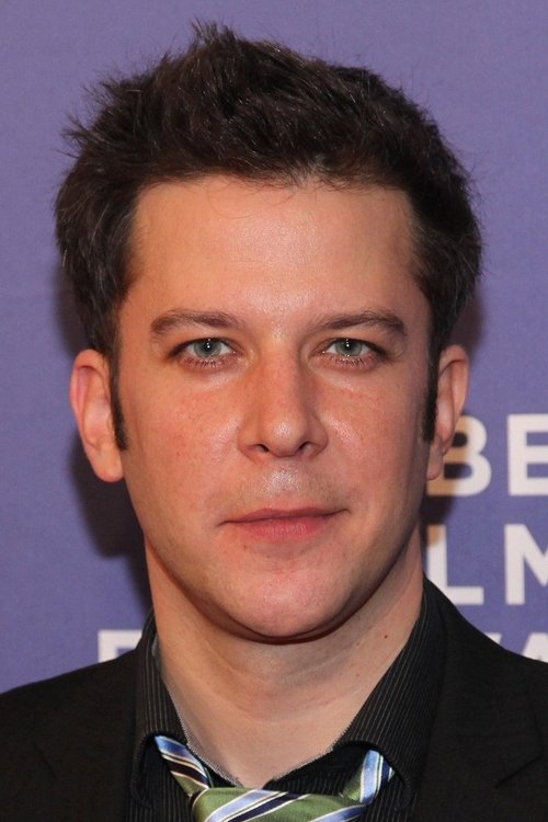 Vincent Hoss-Desmarais as Rodger Goode