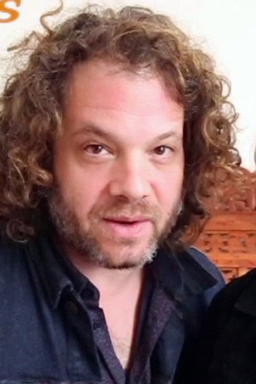 Emmanuel Baroux as Self - Guitare/Chœurs